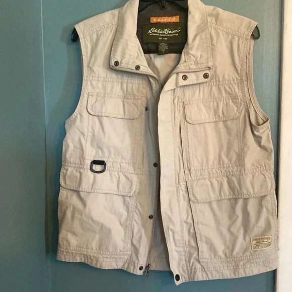 Eddie Bauer men’s small cotton/nylon vest with lots of pockets - Picture 1 of 9